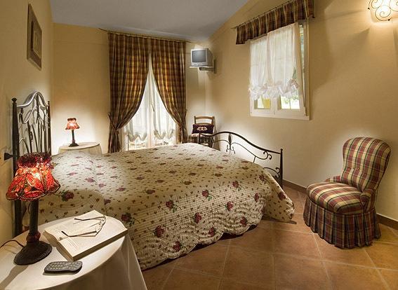 La Tenuta Del Giglio Villa ทาวุลเลีย ภายนอก รูปภาพ